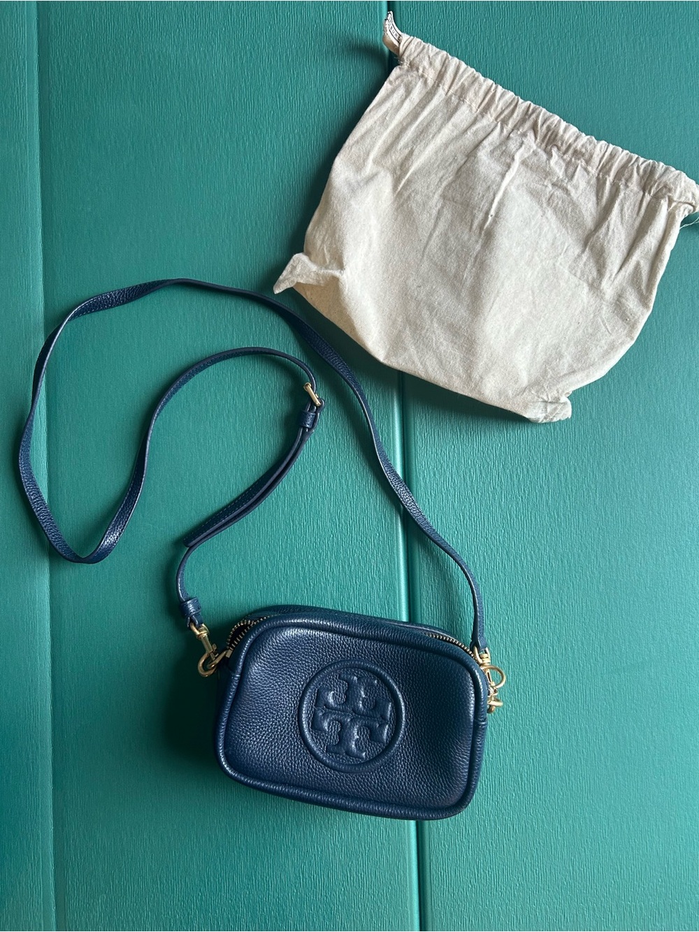 Tory Burch Navy Pebbled Leather Logo Crossbody